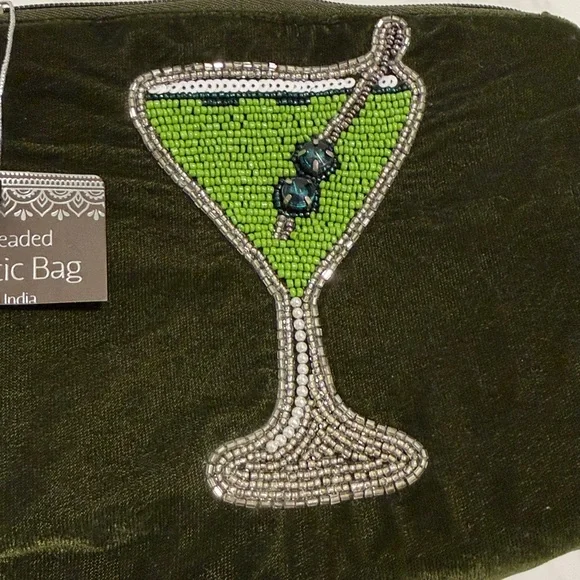 NWT velvet cosmetic bag with beaded martini design and silver tassel - Picture 2 of 6